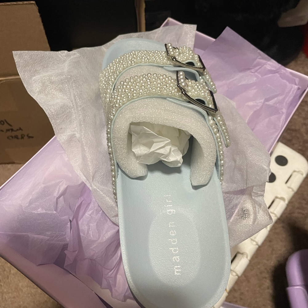 Madden Girl, baby blue, size 8 - Picture 8 of 8